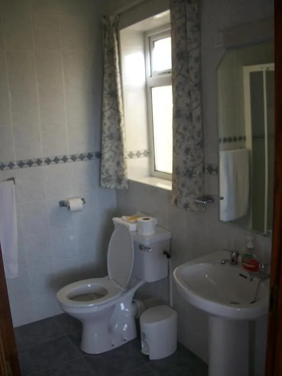 Seashore Lodge Guesthouse Galway Ireland